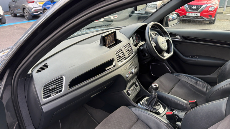 Audi Q3 2.0 TDI Quattro Black Edition 5dr Diesel Estate